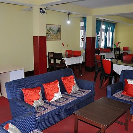 Hotel Palbheu Gangtok Buitenkant foto