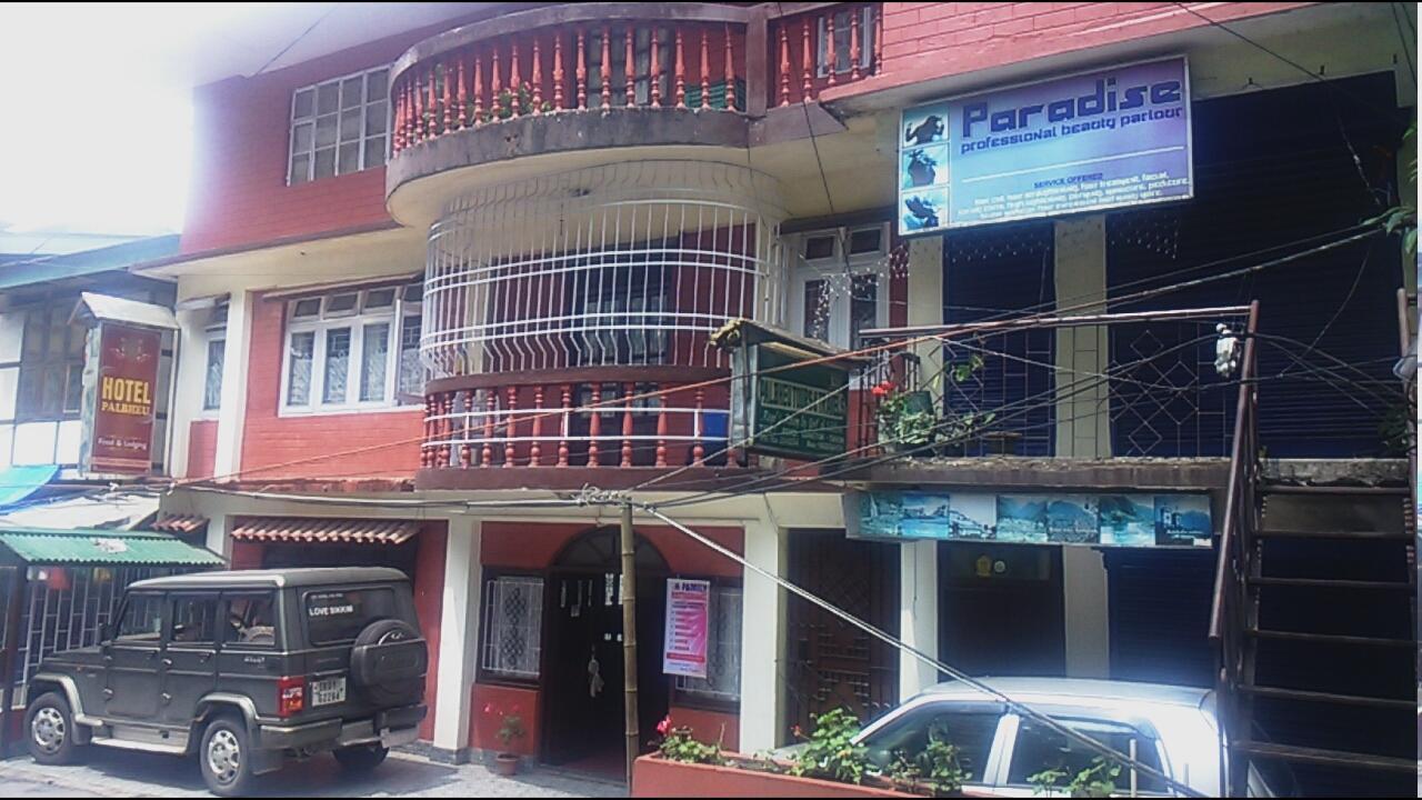 Hotel Palbheu Gangtok Buitenkant foto